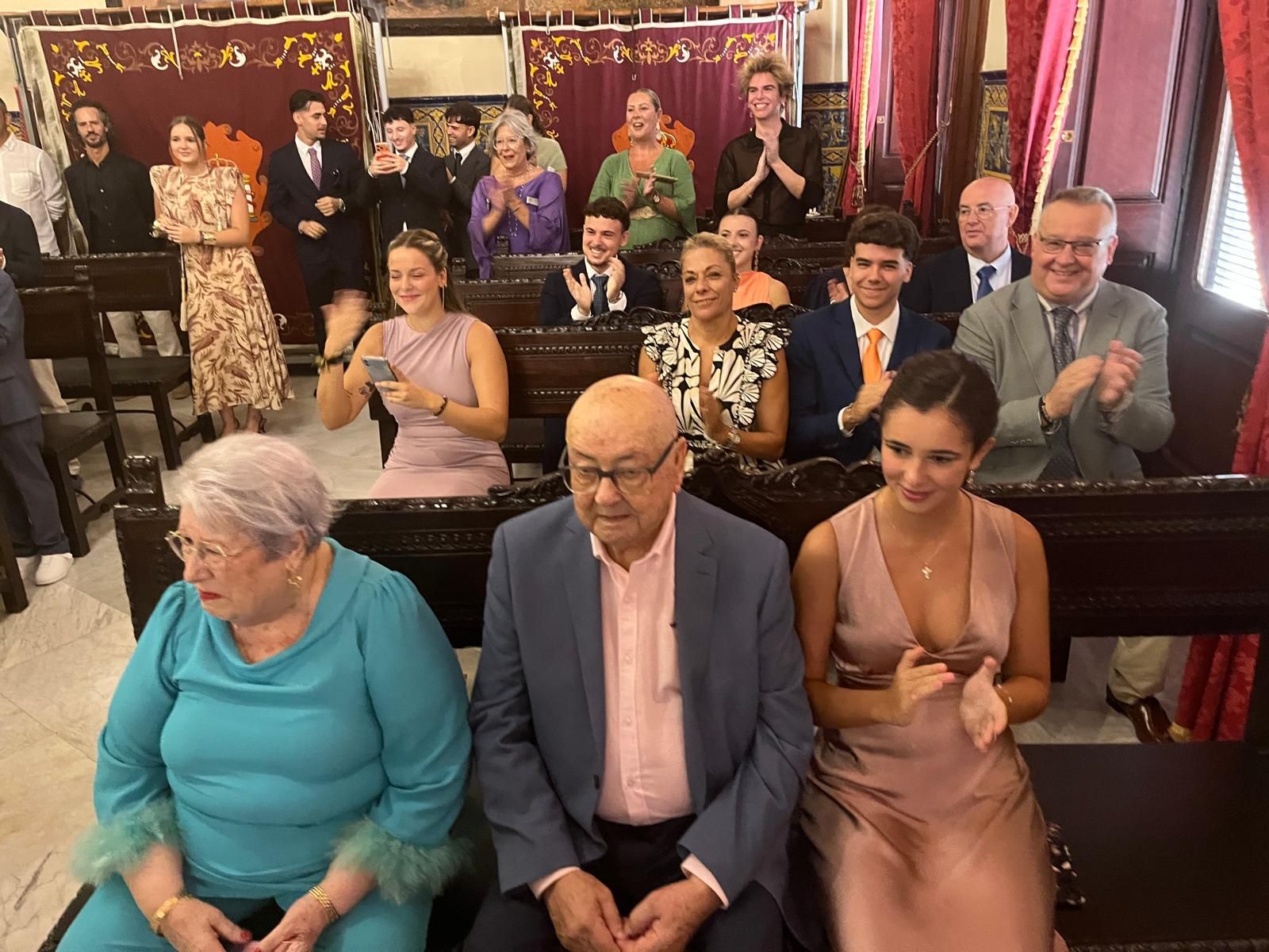 Boda en la Asamblea de Ceuta