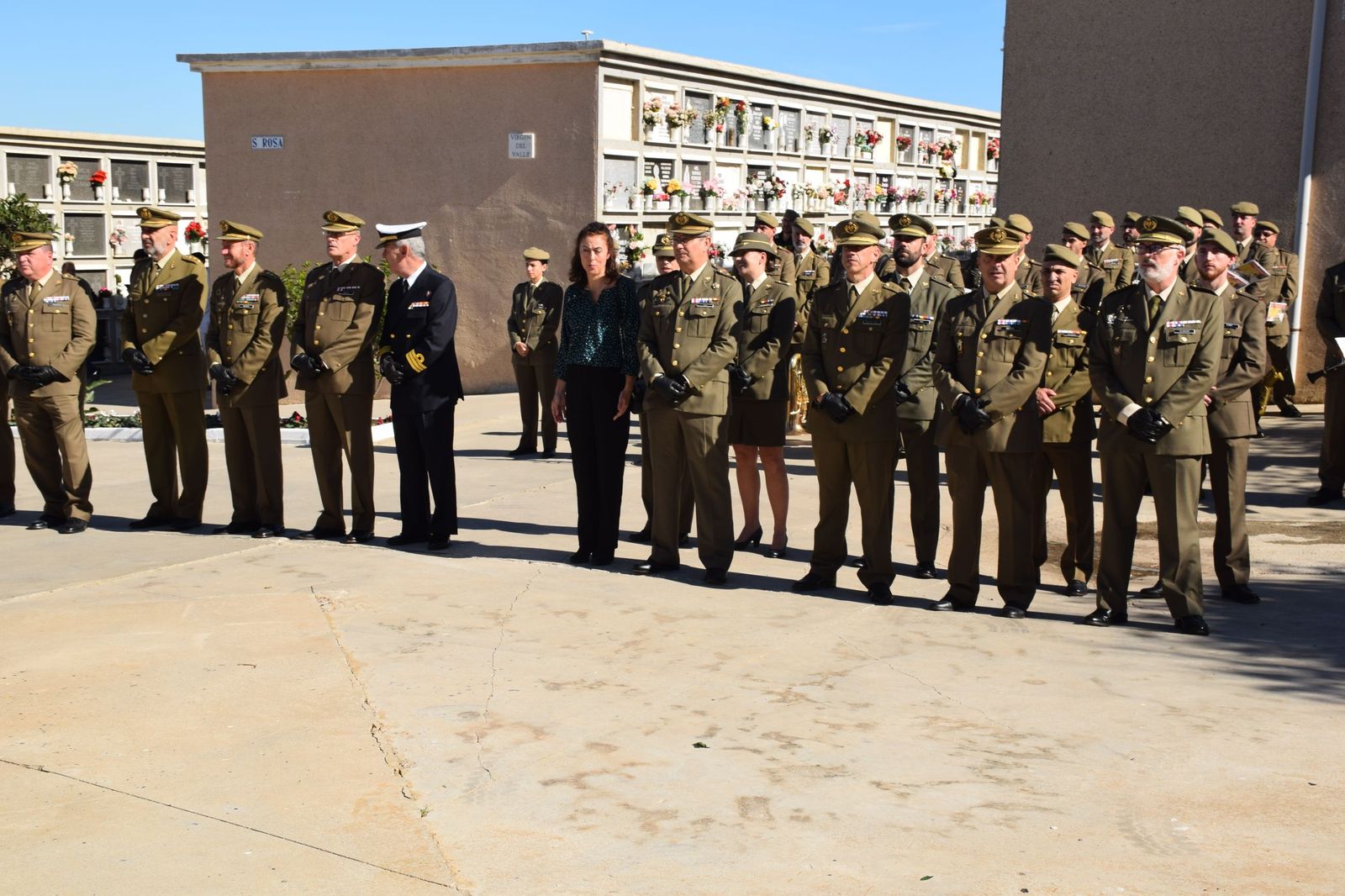 Así ha sido el homenaje a los militares fallecidos