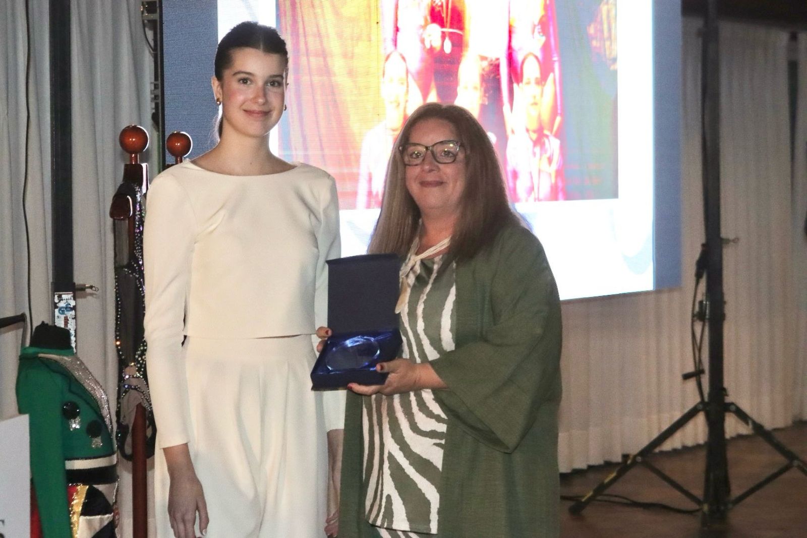La gimnasia rítmica de Ceuta se viste de gala para celebrar 25 años de historia y emoción