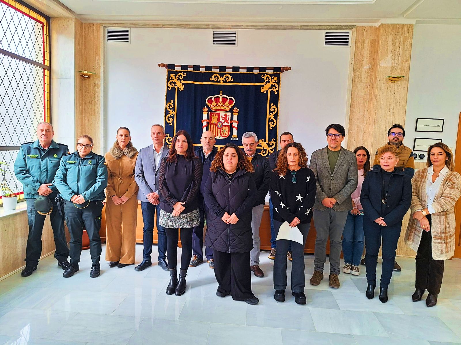 Minuto de silencio en Delegación del Gobierno