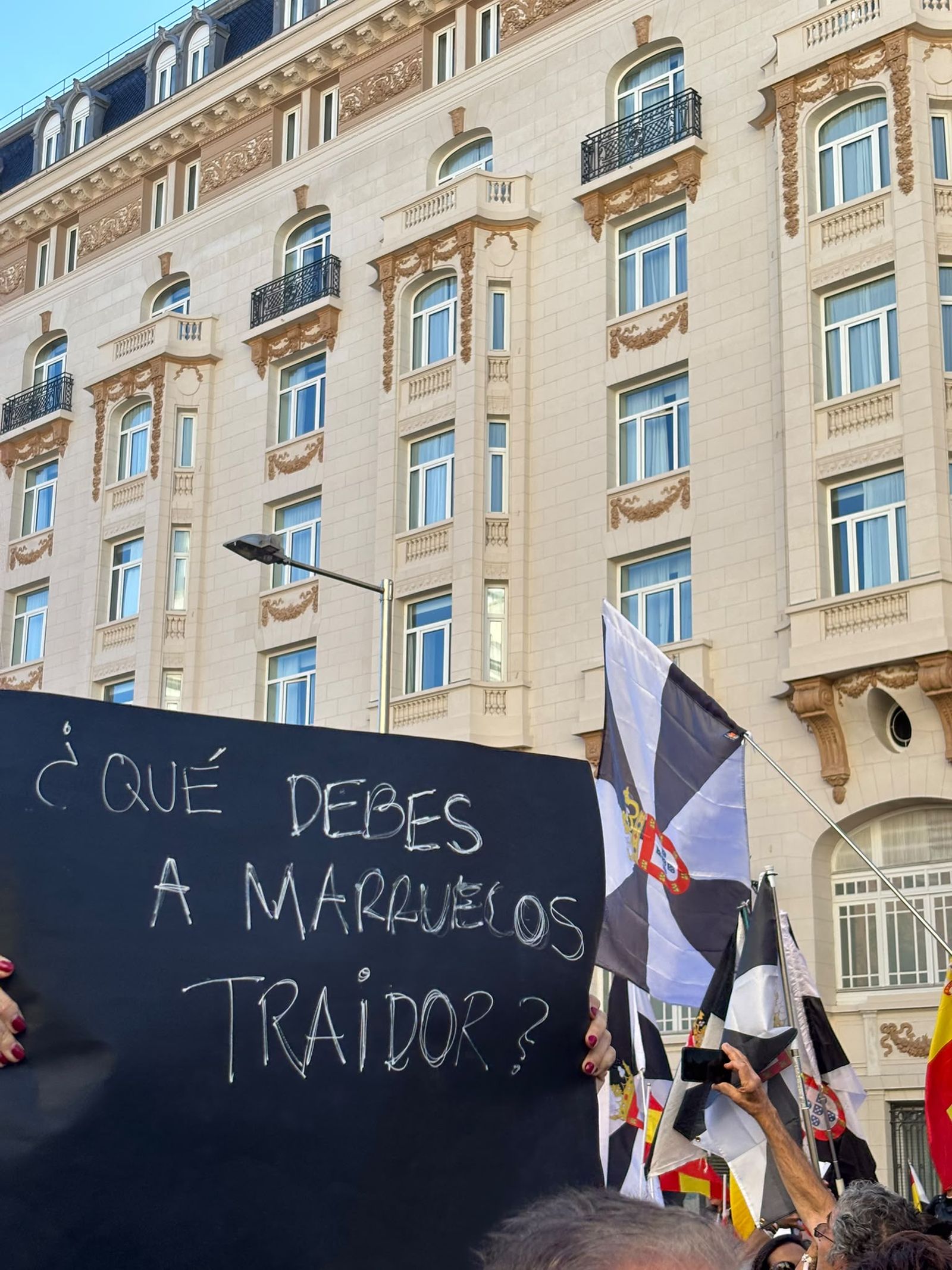 Miles de voces claman en Madrid por Ceuta y exigen soluciones al Gobierno
