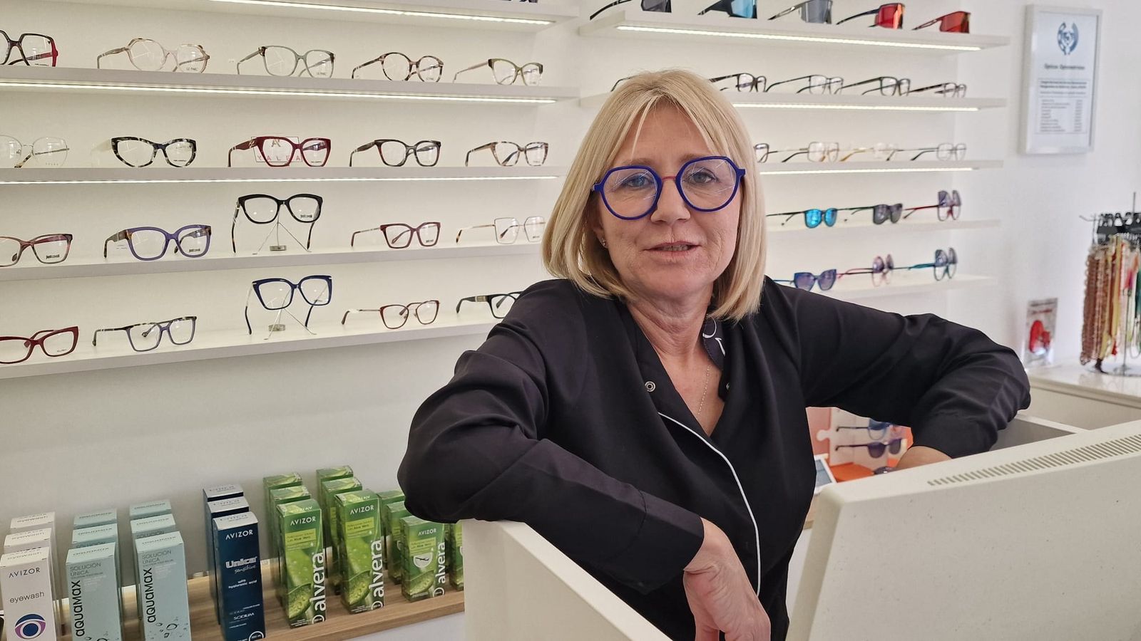 Viki López, Óptica Taylor