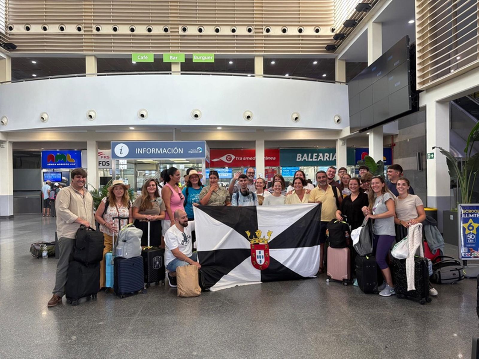 Los ceutíes del Camino Neocatecumenal en la Estación Marítima de Algeciras. / FOTO CEDIDA