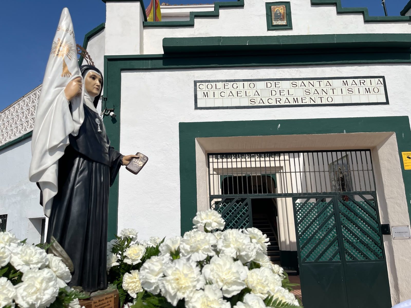 La gran fiesta de Santa María Micaela reúne a familias, alumnos y profesores en una jornada inolvidable