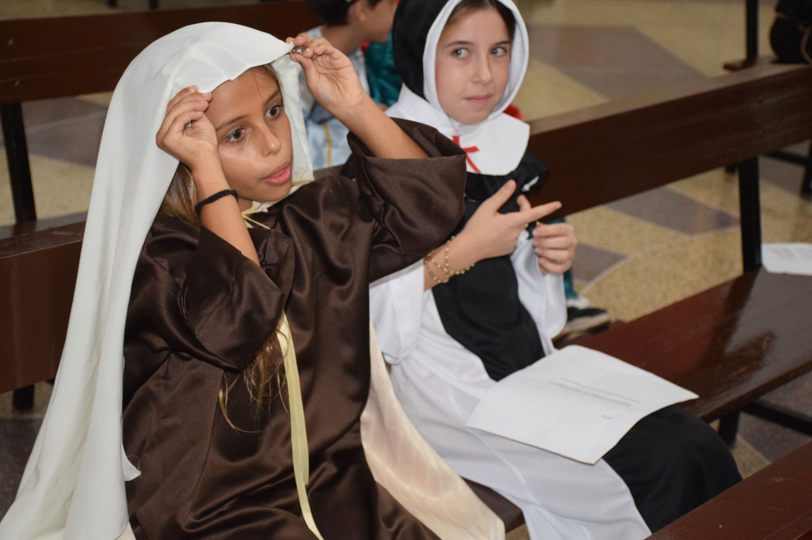 FOTOGALERÍA | Celebración del Día de Todos los Santos en la parroquia de Santa Teresa