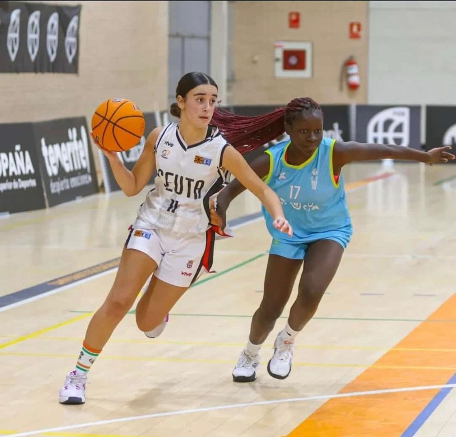 El CB Camoens refuerza su apuesta por la cantera tras su participación en el Nacional Infantil y Cadete de Zaragoza