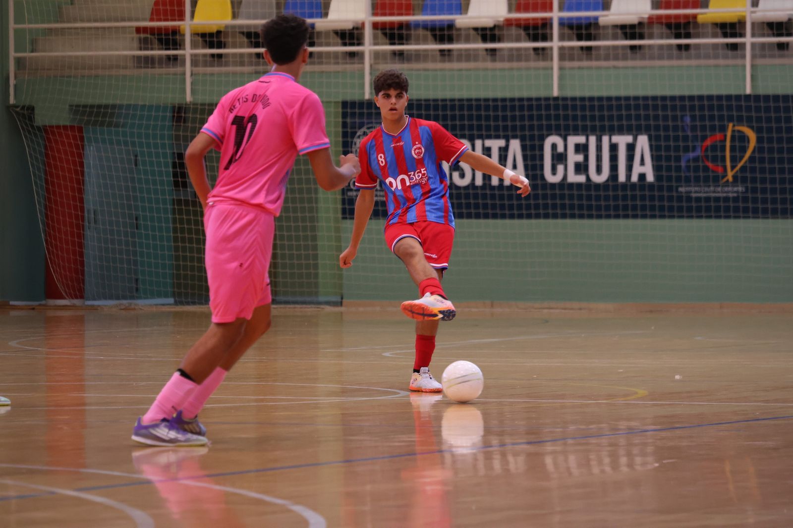 El Bahía Atlético, primer líder de la Liga Juvenil de Fútbol-sala