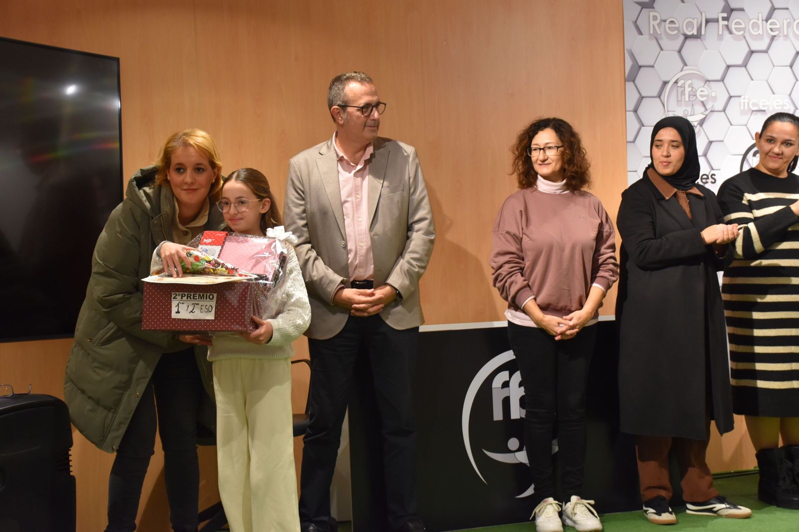 La entrega de premios de la FAMPA por la confección de tarjetas navideñas, en imágenes