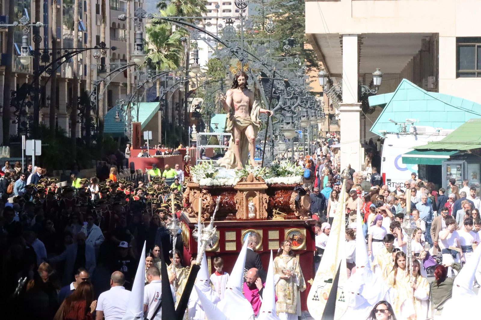 El Resucitado pone un brillante cierre a la Semana Santa de 2026