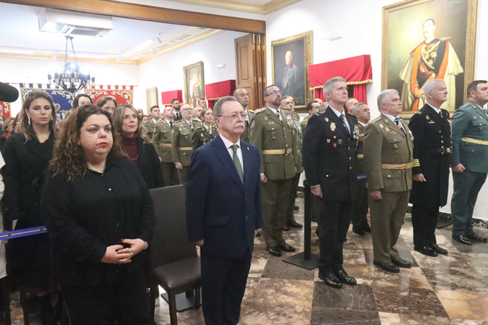 Autoridades políticas de Ceuta durante el acto. / FOTO REDUAN