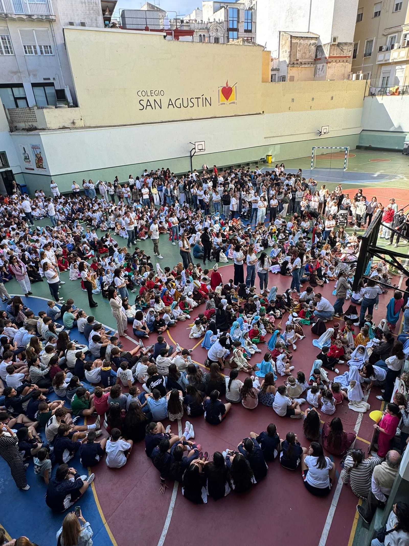FOTOGALERÍA | Los más pequeños de La Inmaculada y San Agustín celebran el Día de Todos los Santos