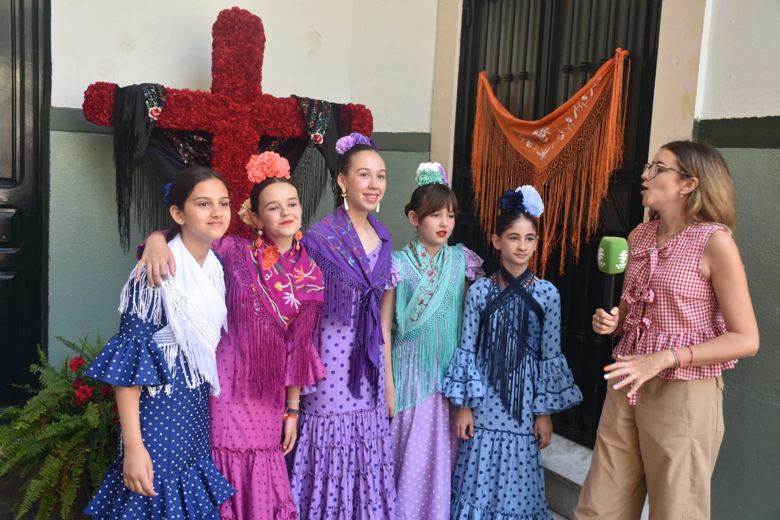 El Colegio de San Agustín disfruta de una feliz jornada solidaria con su Cruz de Mayo