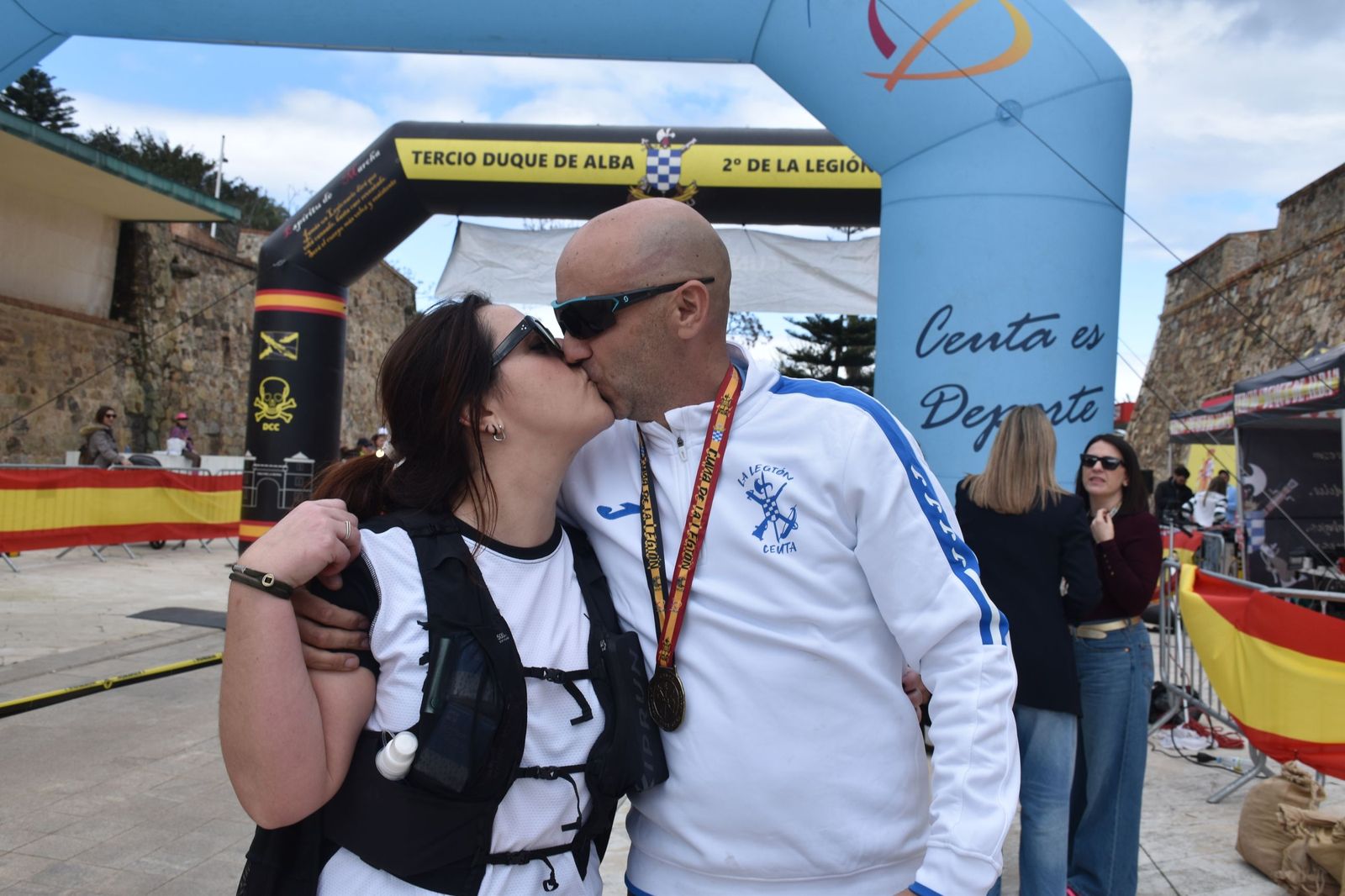 El amor está en el aire... y en la Cuna de la Legión