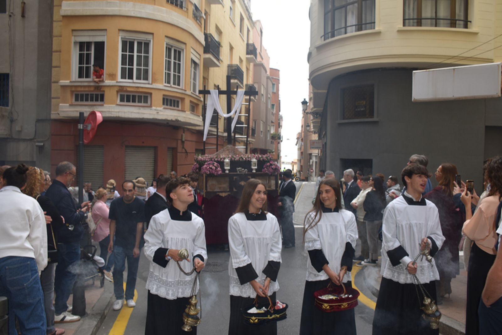FOTOGALERÍA | La Cruz de Mayo de La Flagelación a través de la lente de Nicol's