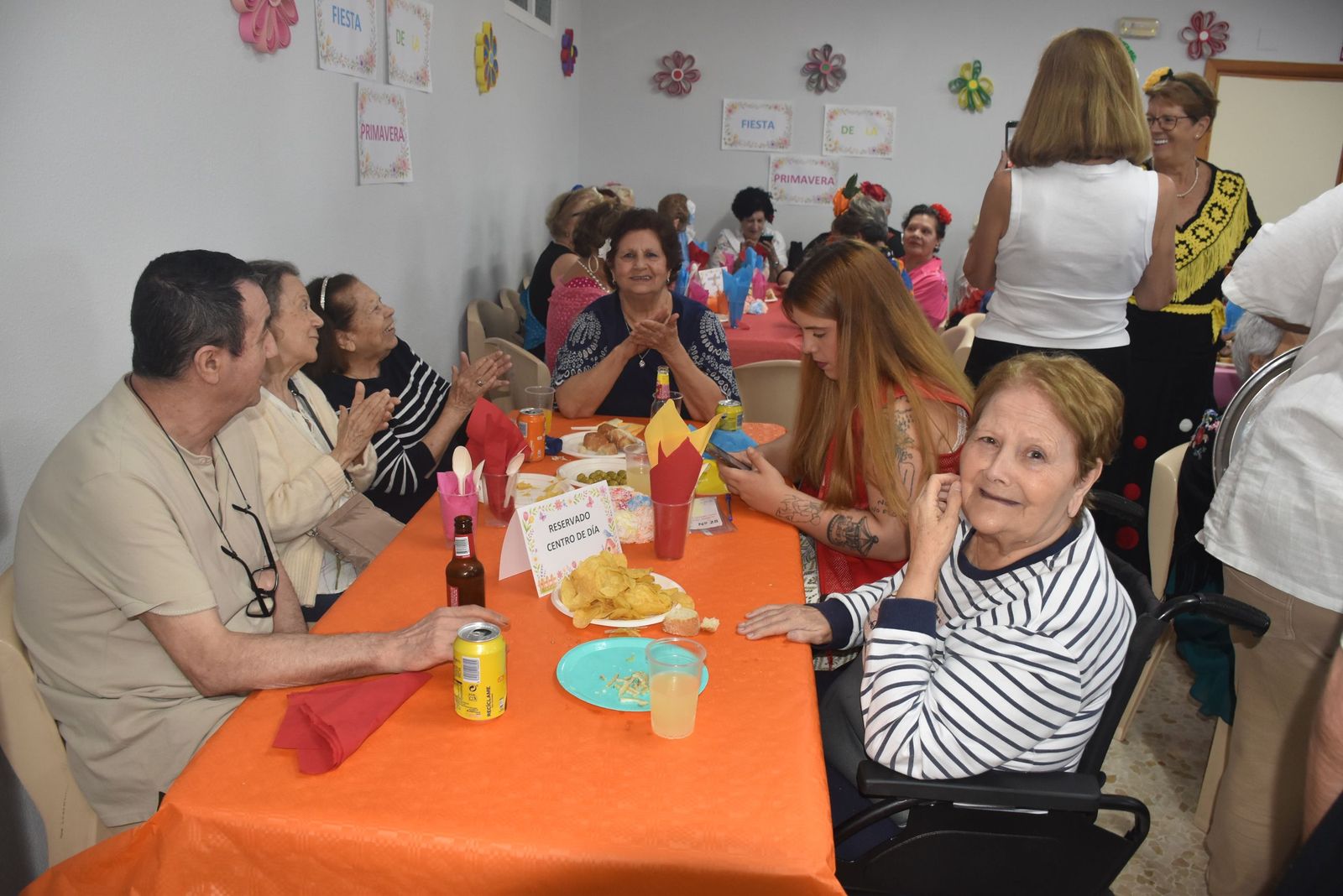 Villajovita se viste de feria para celebrar la primavera junto a sus mayores
