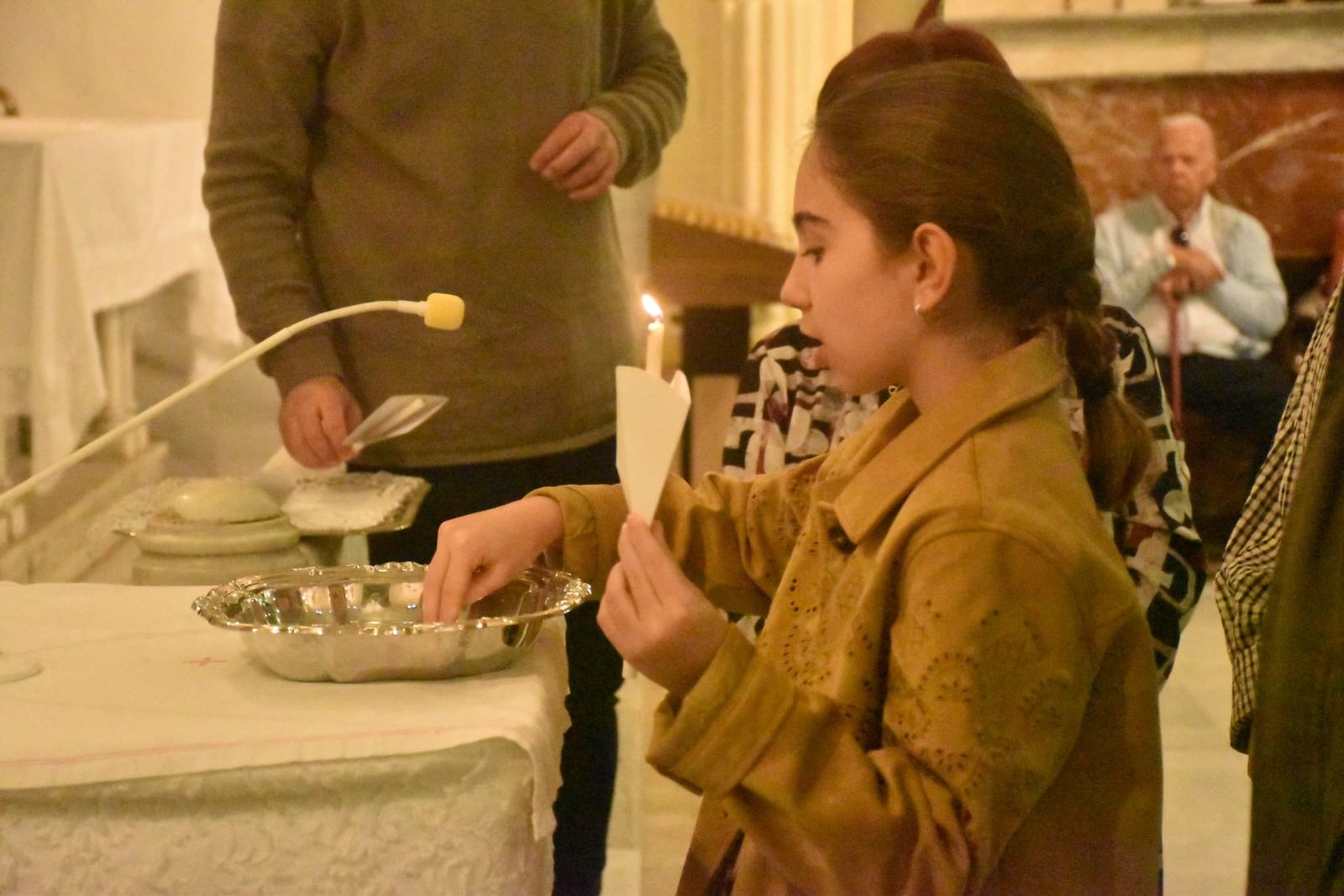 Bendición de las cruces en la iglesia de San Francisco