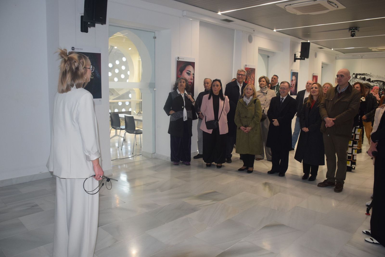 FOTOGALERÍA | La Fundación Premio Convivencia inaugura en Ceuta la muestra “Unik@”