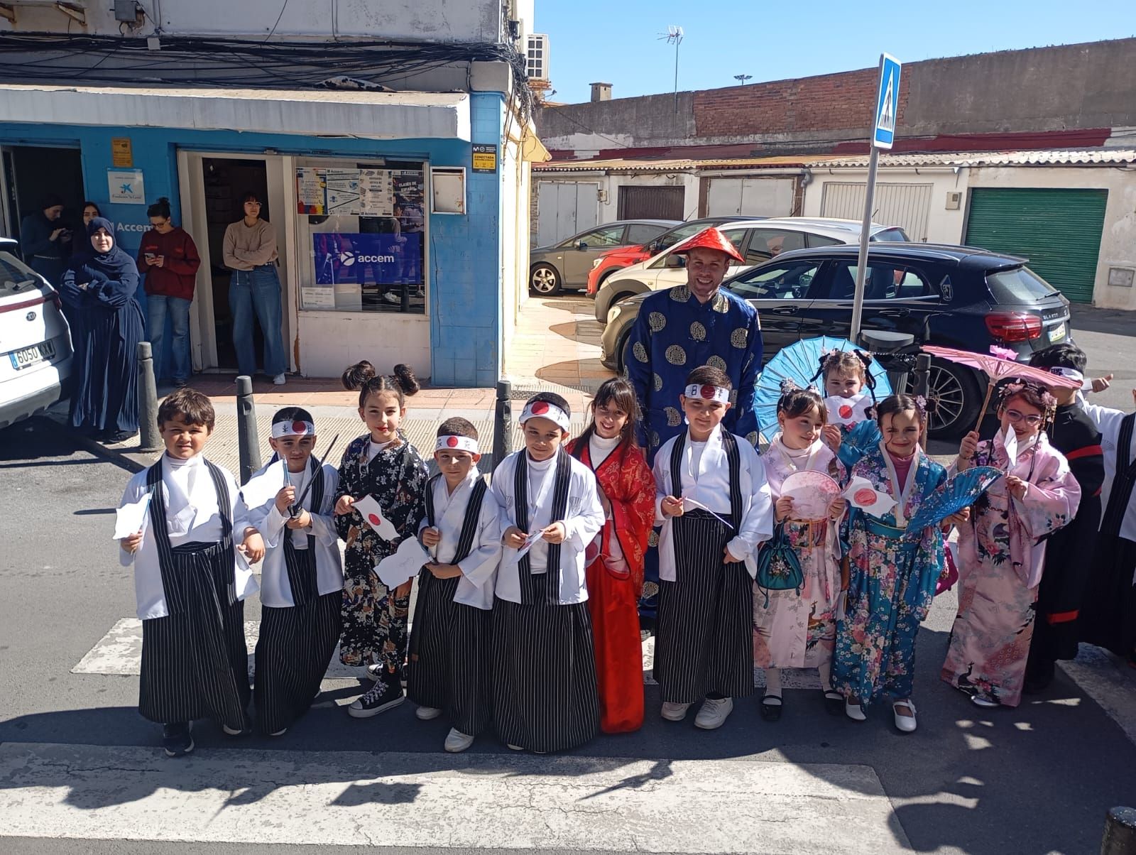 La 'vuelta al mundo' carnavalera del 'Ortega y Gasset