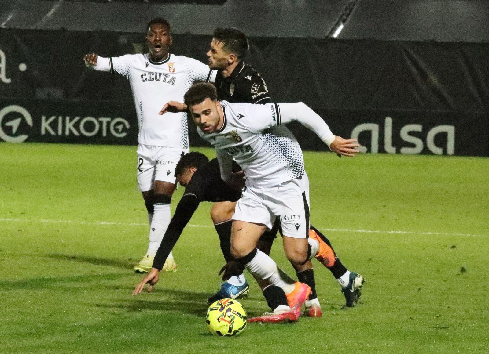 Así se vivió el enfrentamiento entre AD Ceuta - UD Almería a pie de campo