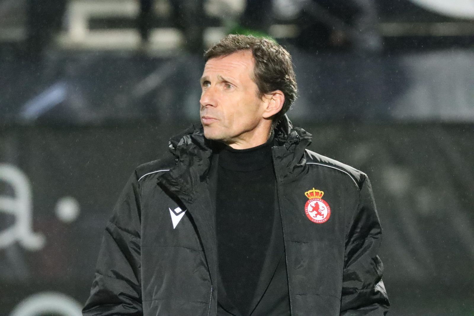 'Cuco Ziganda' entrenador de la Cultural Leonesa