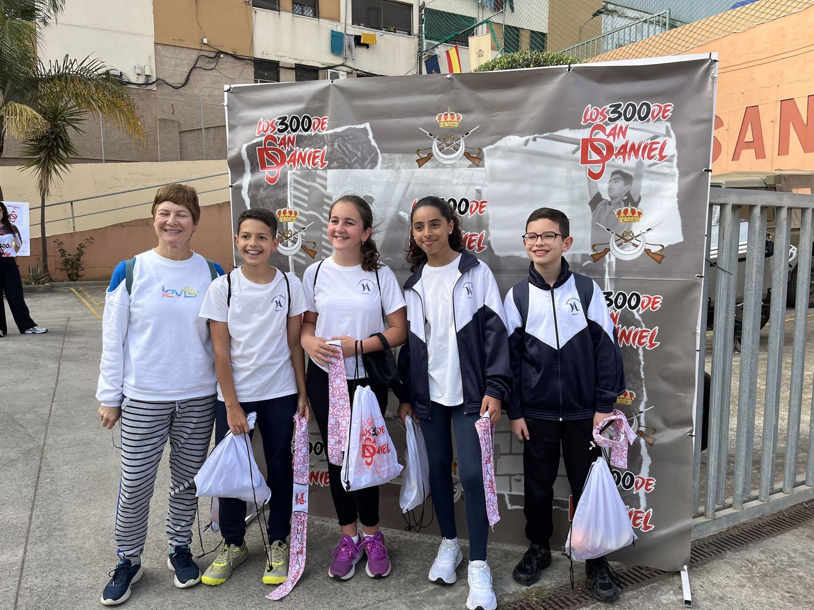 El ‘Desafío de los 300’ convierte Ceuta en una fiesta escolar de esfuerzo, compañerismo y superación