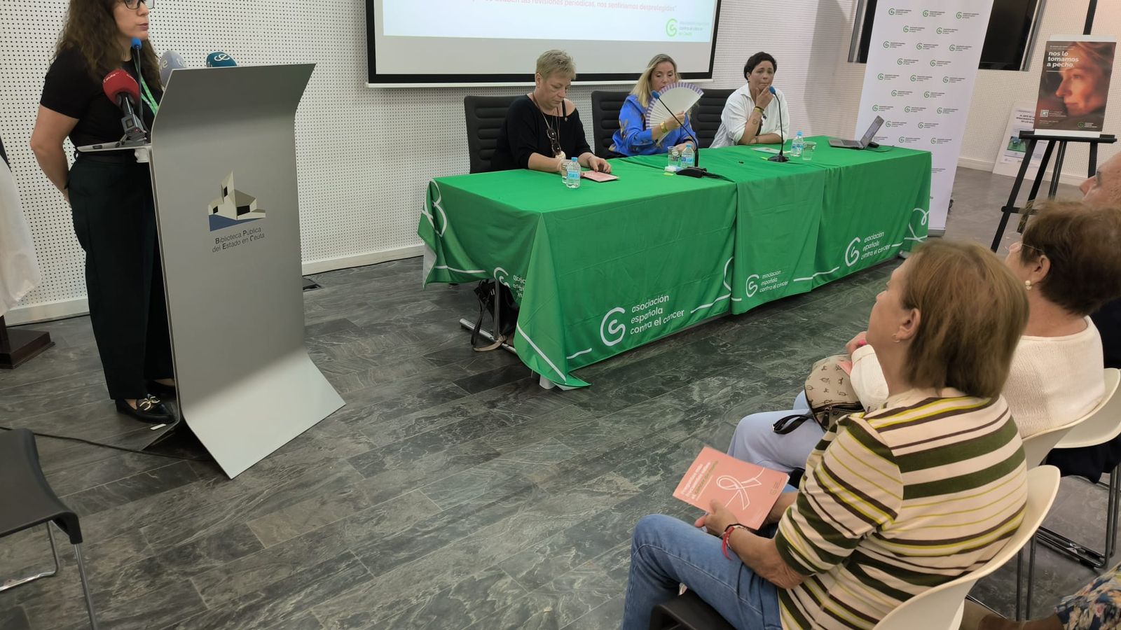 Acto de presentación de la campaña de la AECC por el Día Mundial contra el Cáncer de Mama Acto de presentación de la campaña de la AECC por el Día Mundial contra el Cáncer de Mama