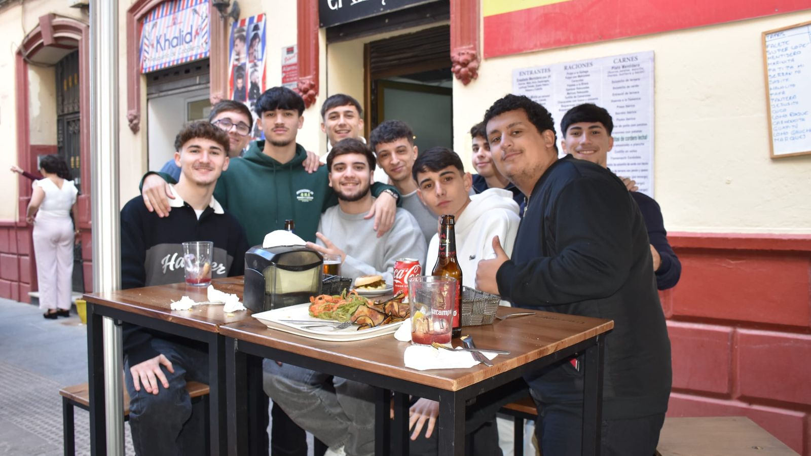 Los ceutíes disfrutan de una Tardebuena que ya es más que una tradición