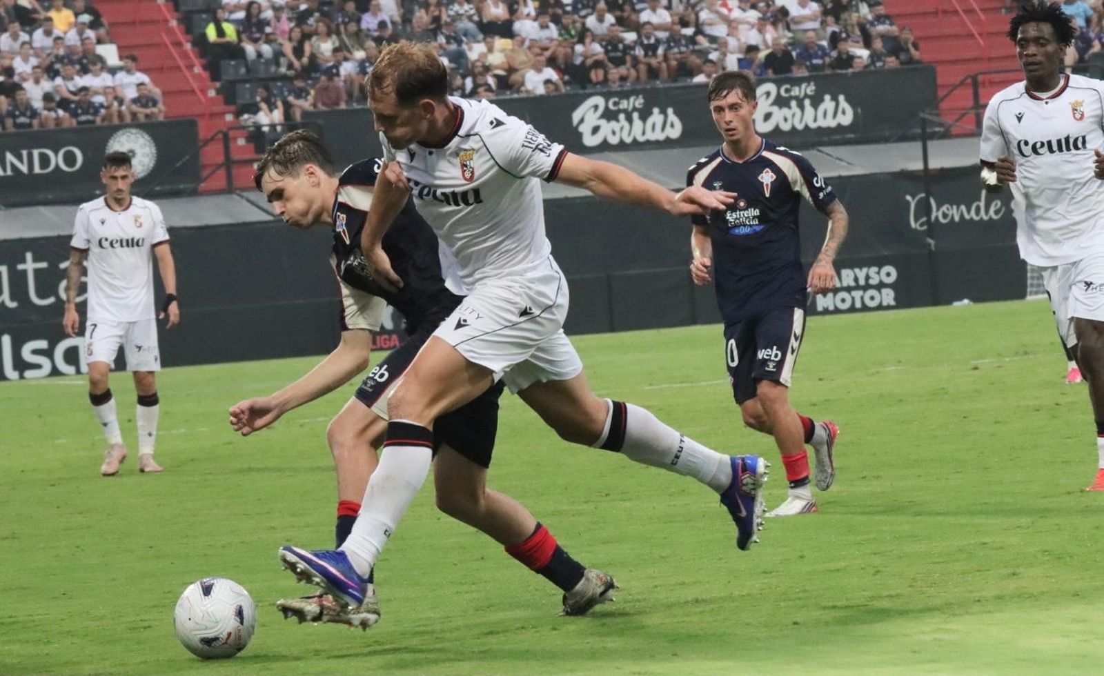 El partido  AD Ceuta-Celta Fortuna en imágenes