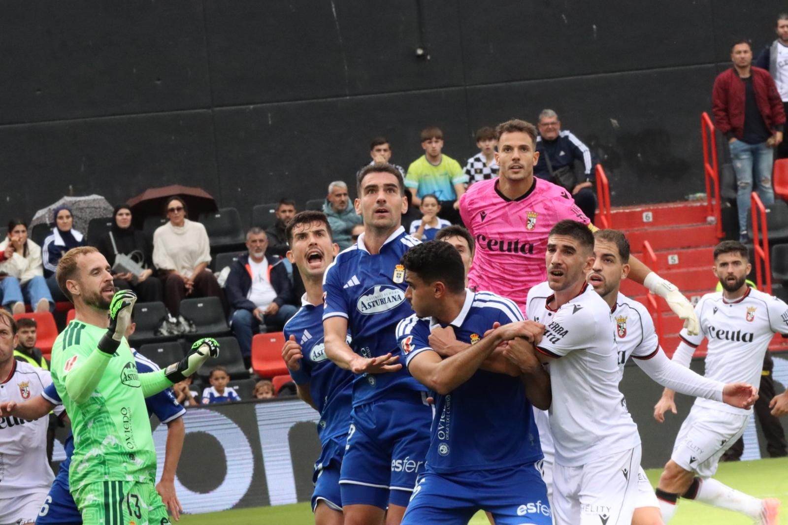 Las mejores imágenes del AD Ceuta - Real Oviedo