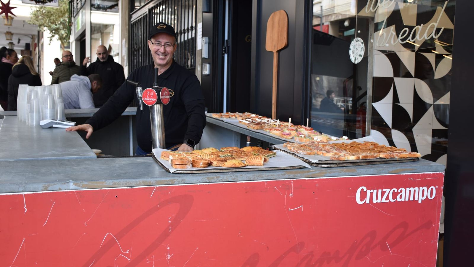 Los ceutíes disfrutan de una Tardebuena que ya es más que una tradición