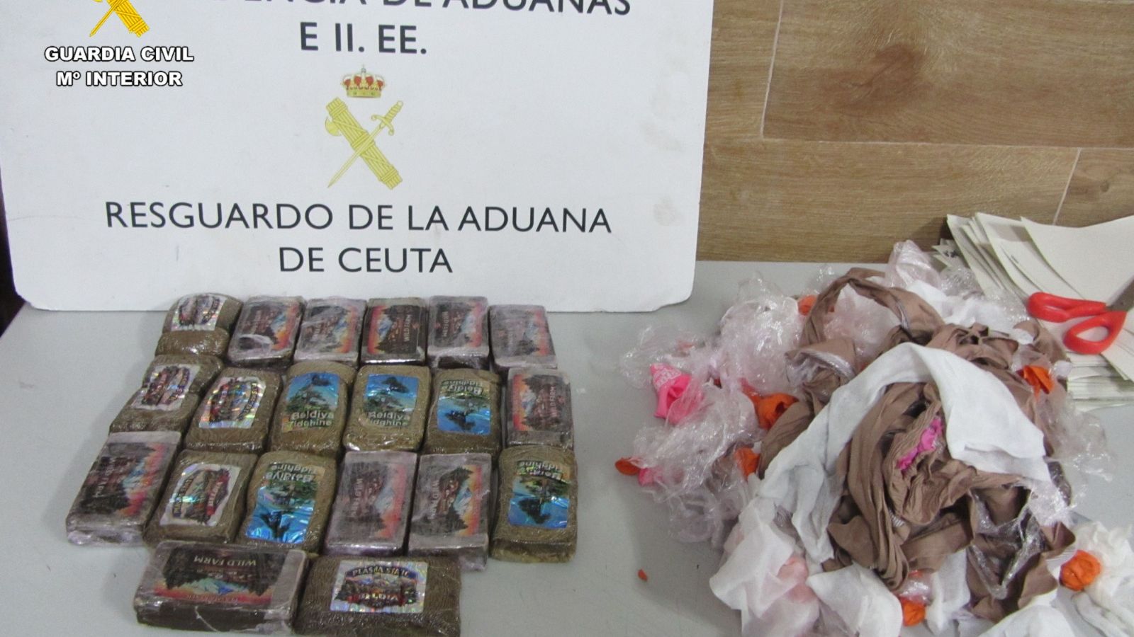Imagen del Hachís sustraido por la Guardia Civil en el Puerto