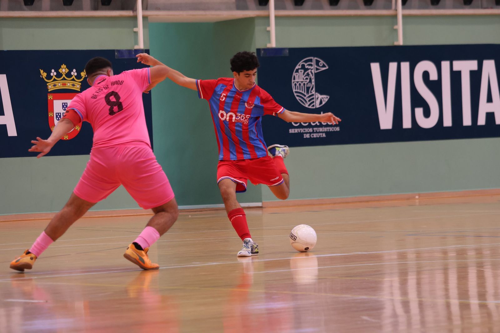 El Bahía Atlético, primer líder de la Liga Juvenil de Fútbol-sala