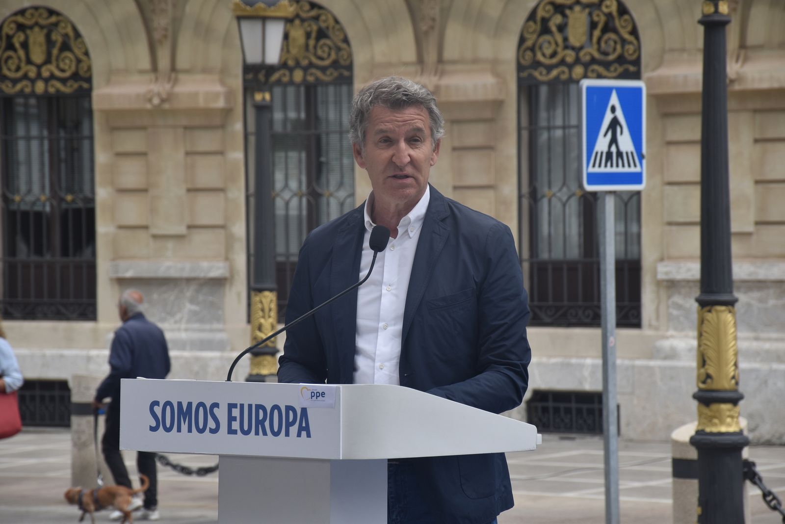 Acto del PP por el Día de Europa en la Plaza de África, con la presencia de su presidente nacional, Alberto Núñez Feijóo
