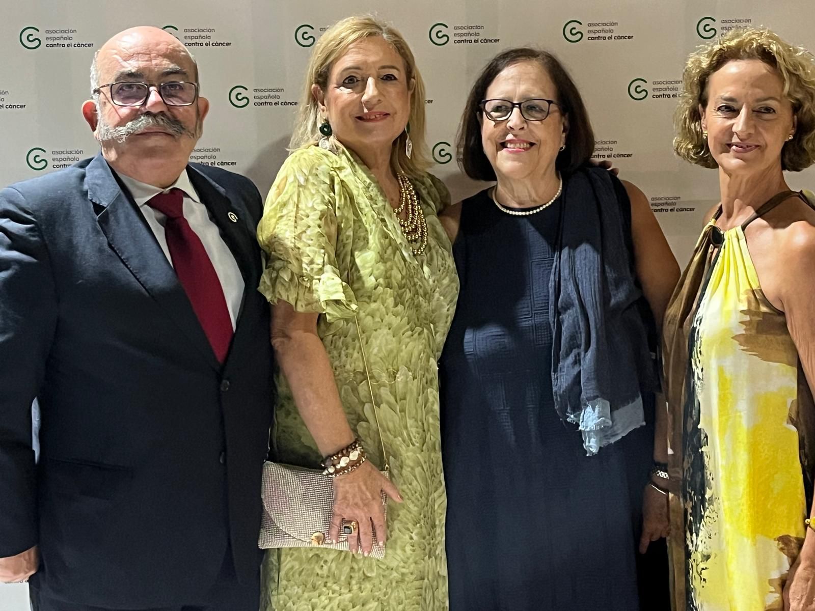 FOGALERÍA | La cena benéfica en Ceuta de la AECC en imágenes
