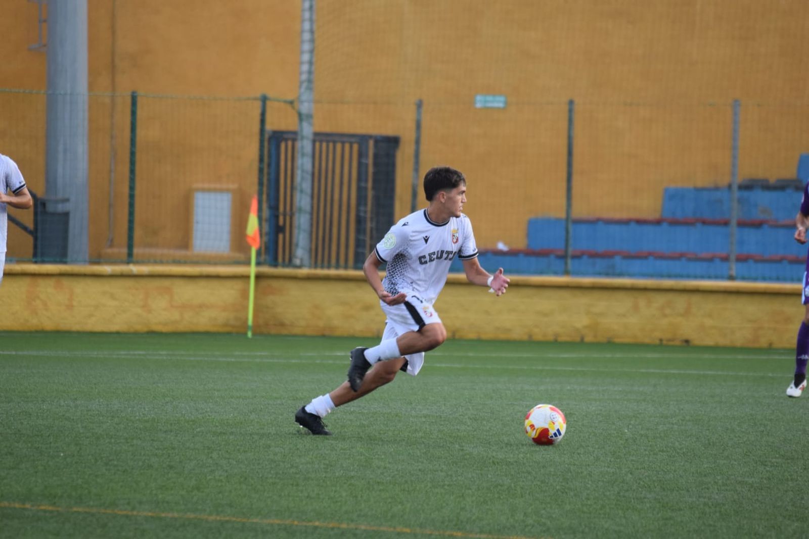 (1-1) La AD Ceuta B le perdona la vida al Ciudad de Lucena