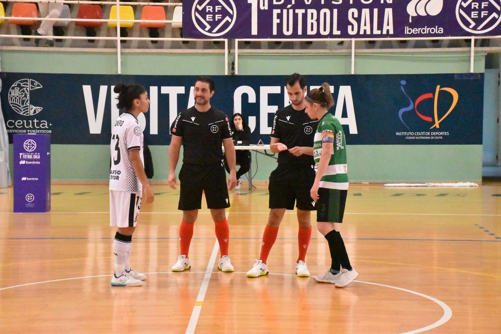 (4-4) AD Ceuta y Guadalcacin empatan en un vibrante partido