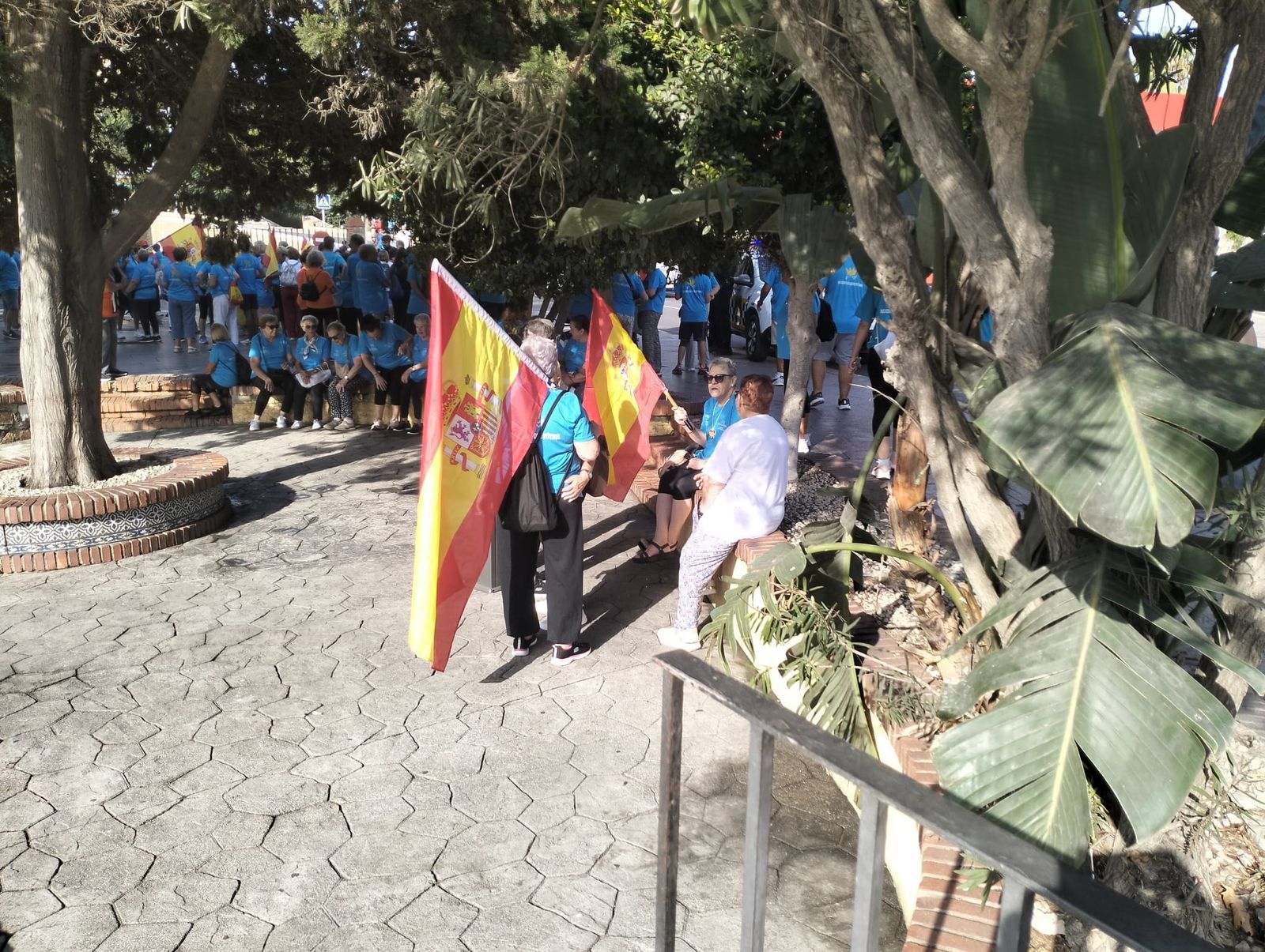 Los mayores toman las calles en una jornada de convivencia