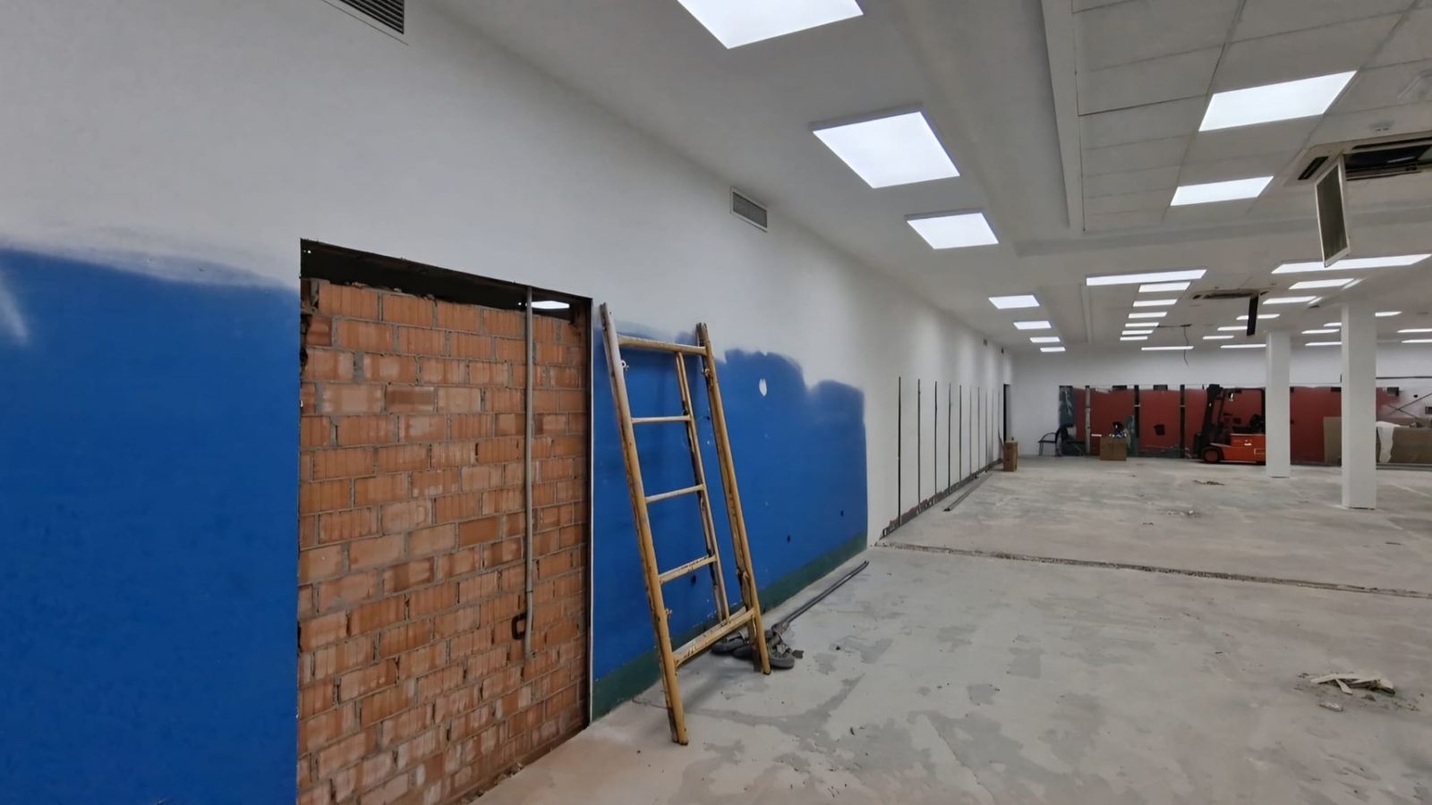 Trabajos de adaptación de los locales de la nueva tienda