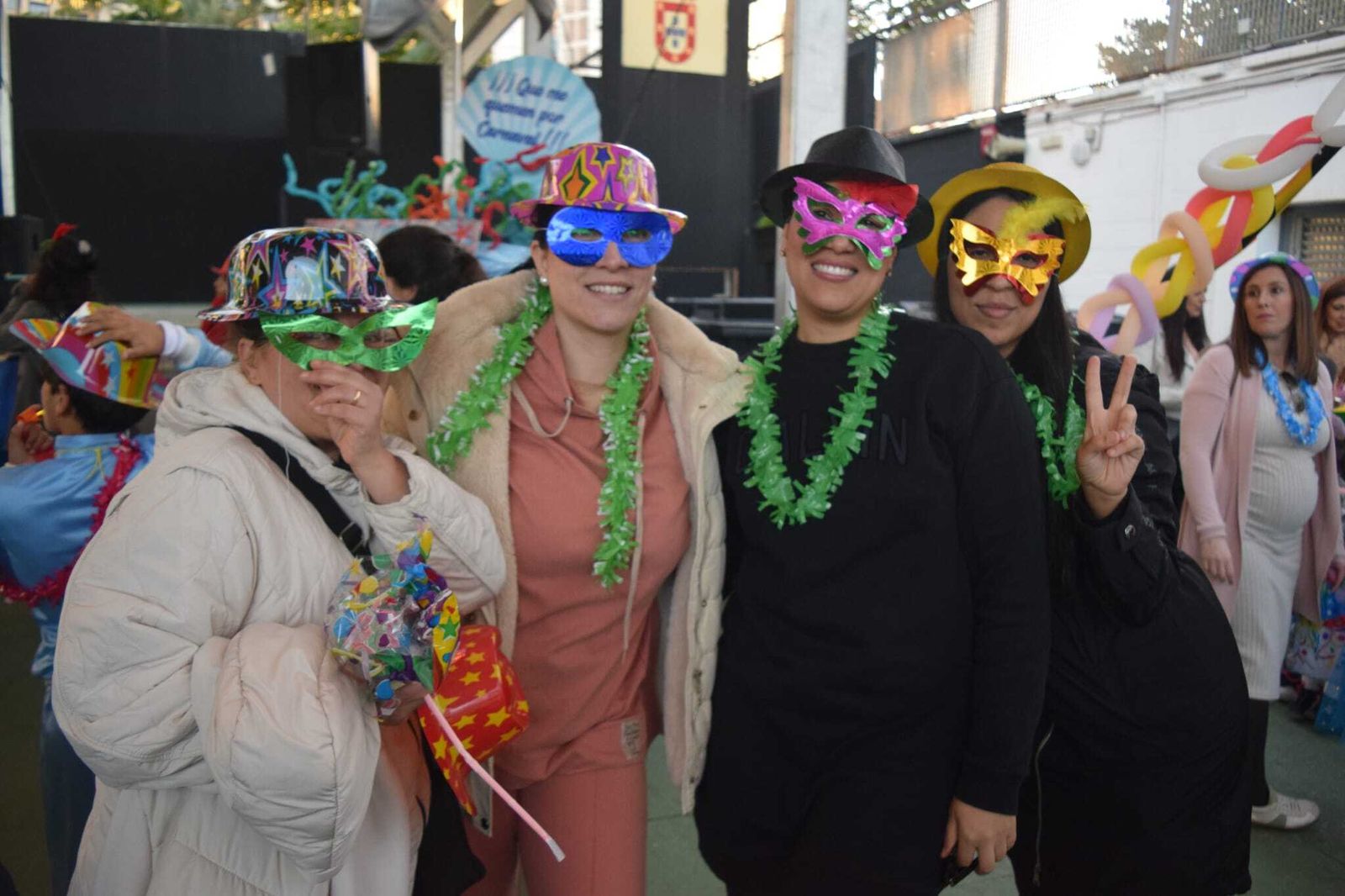 El concurso de carnaval infantil disfraza el Auditorio de la Marina con motivos de circo