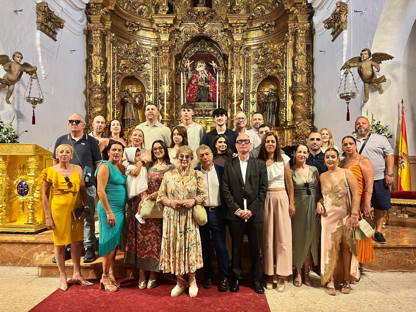 Gabriela, Manuel y Jimena reciben el Sacramento del Bautismo en el Santuario