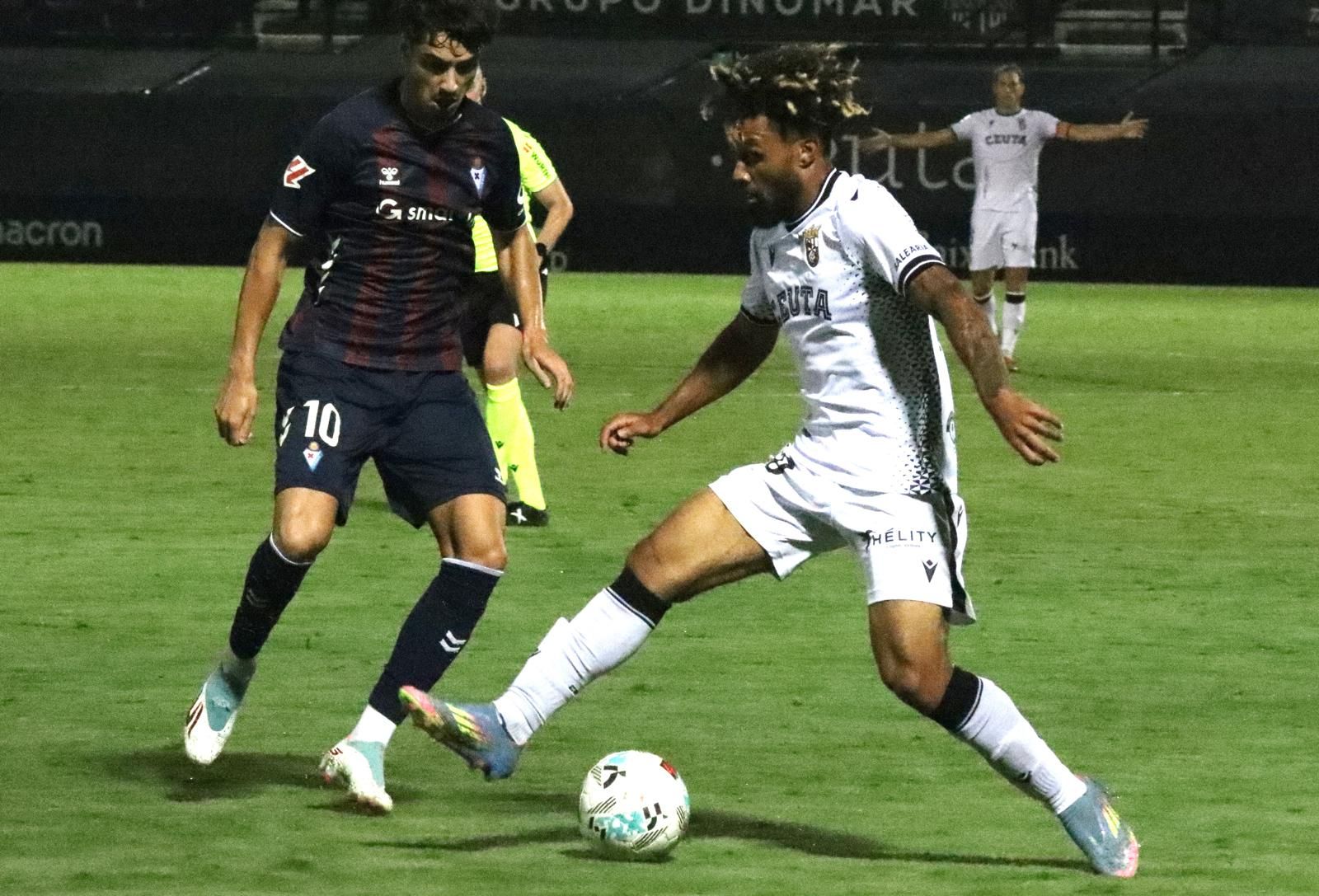 La AD Ceuta prolonga su buena racha en el Murube