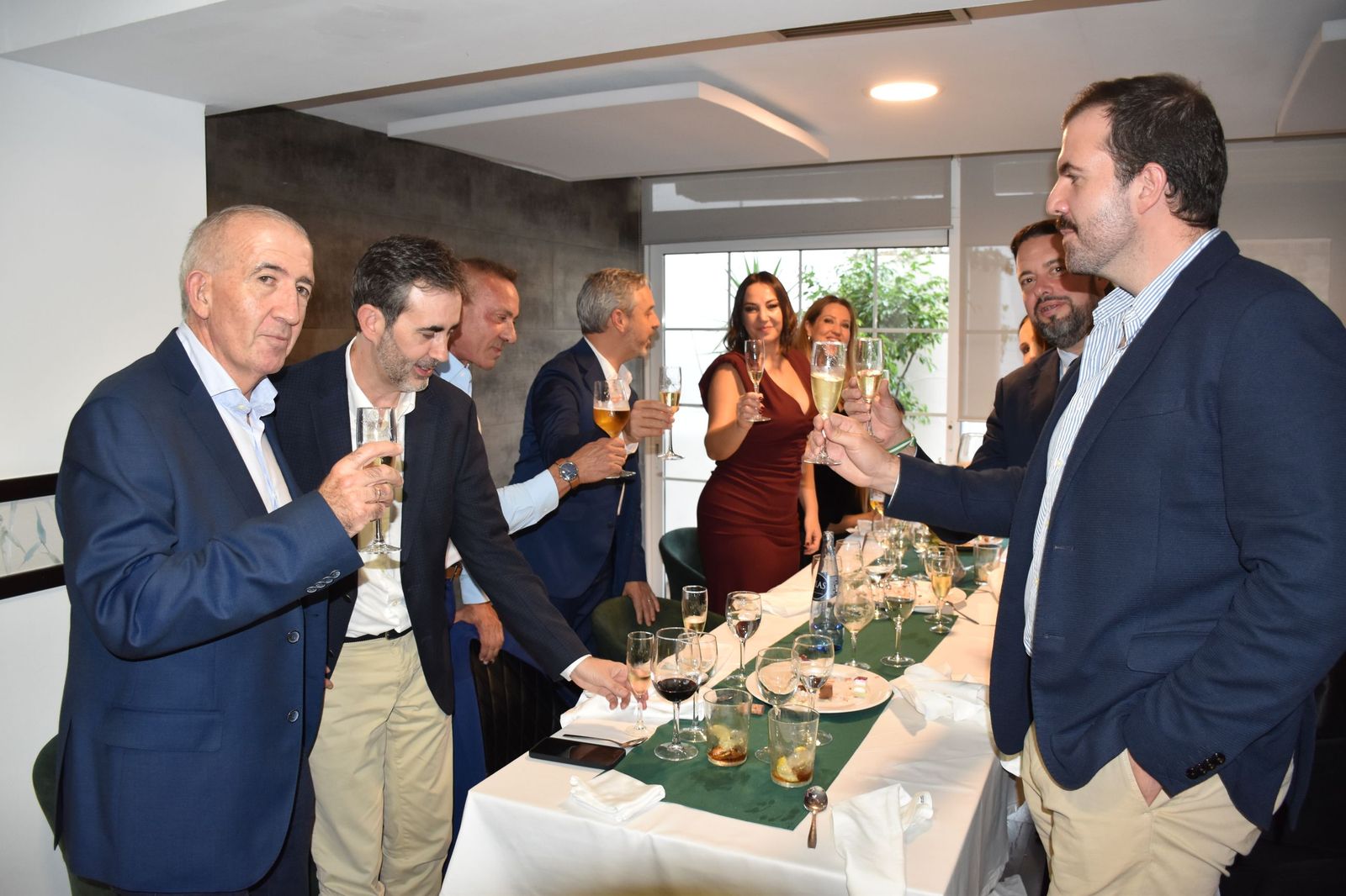 Vivimos el ecuador de las reuniones de amigos, familias y empresas