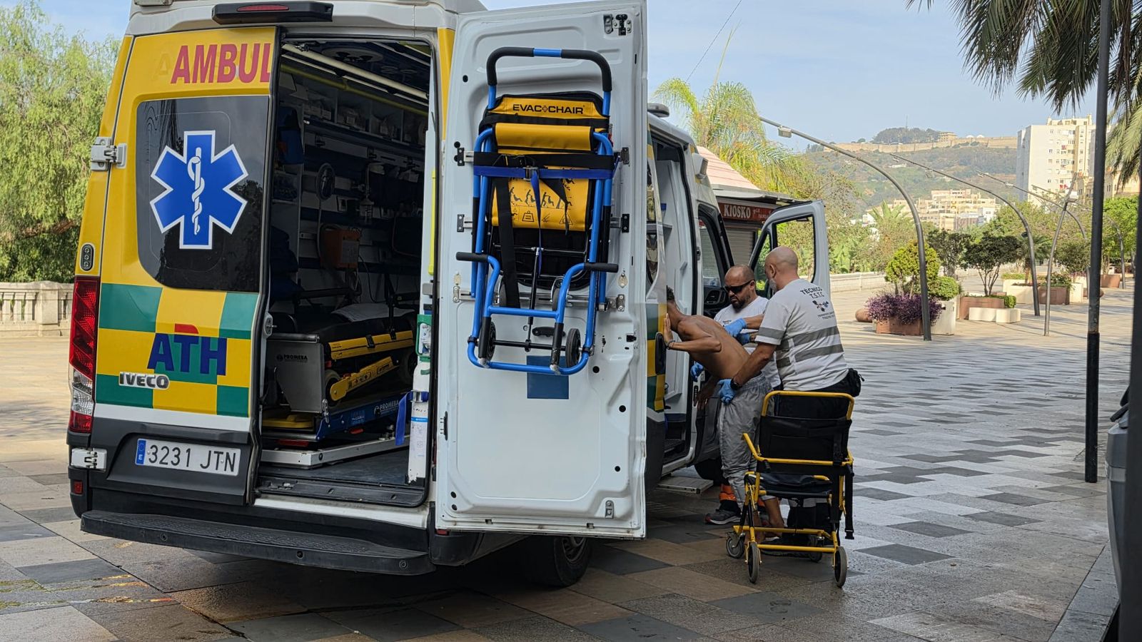 La reyerta entre migrantes en La Marina acabó dos dos menores apuñalados