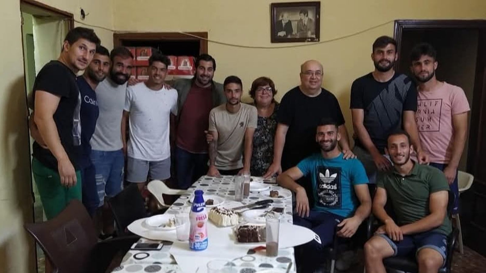 África, junto a su esposo, Juan Arroyo, en la despedida de la AD Ceuta FC de Jony Martínez Fuster en la temporada 19/20