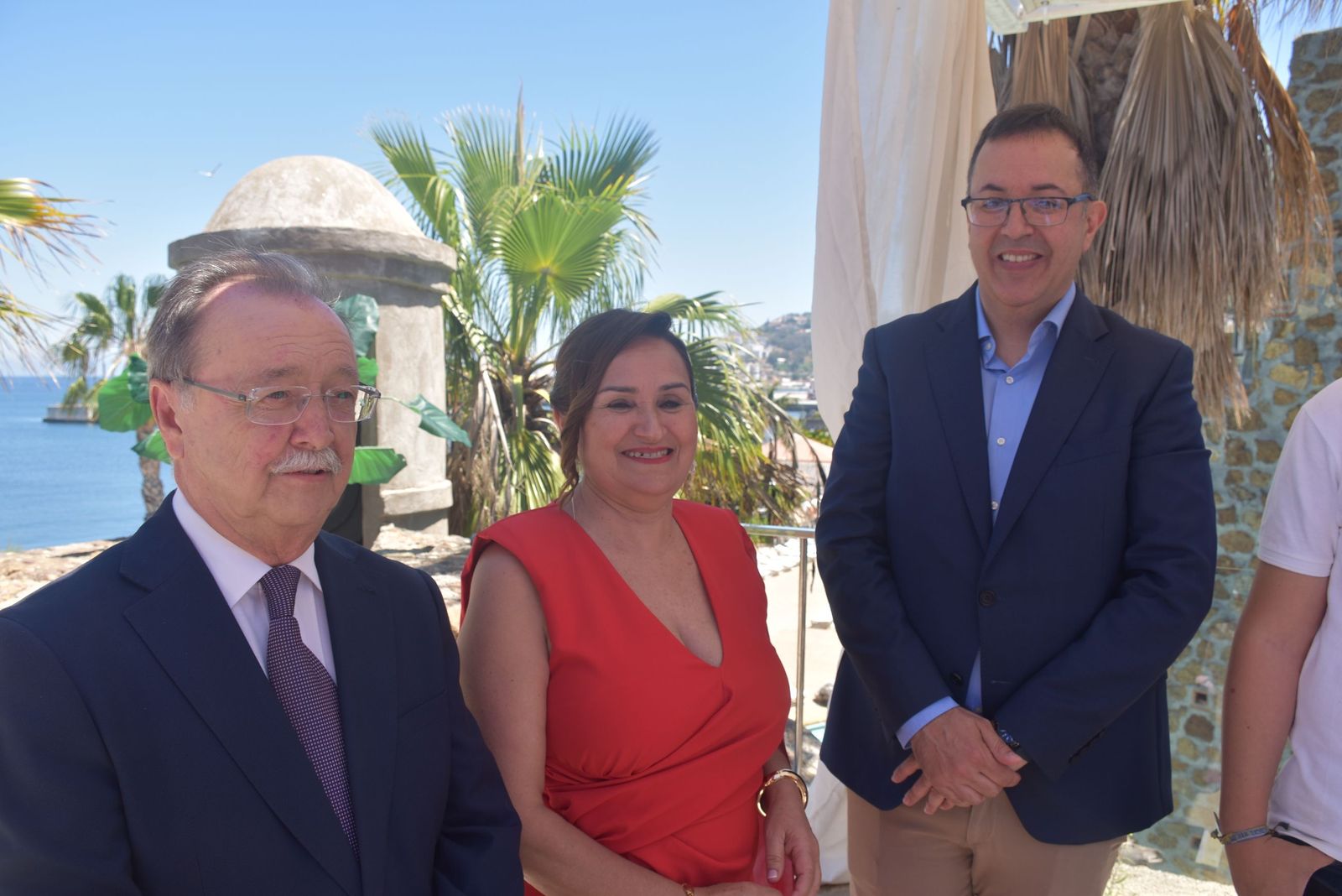 Direk y Rocío sellan su amor bajo el cielo de Ceuta