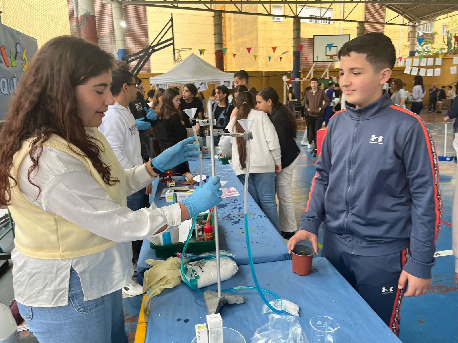 Expoabyla abre sus puertas con innovación, creatividad y convivencia entre centros educativos