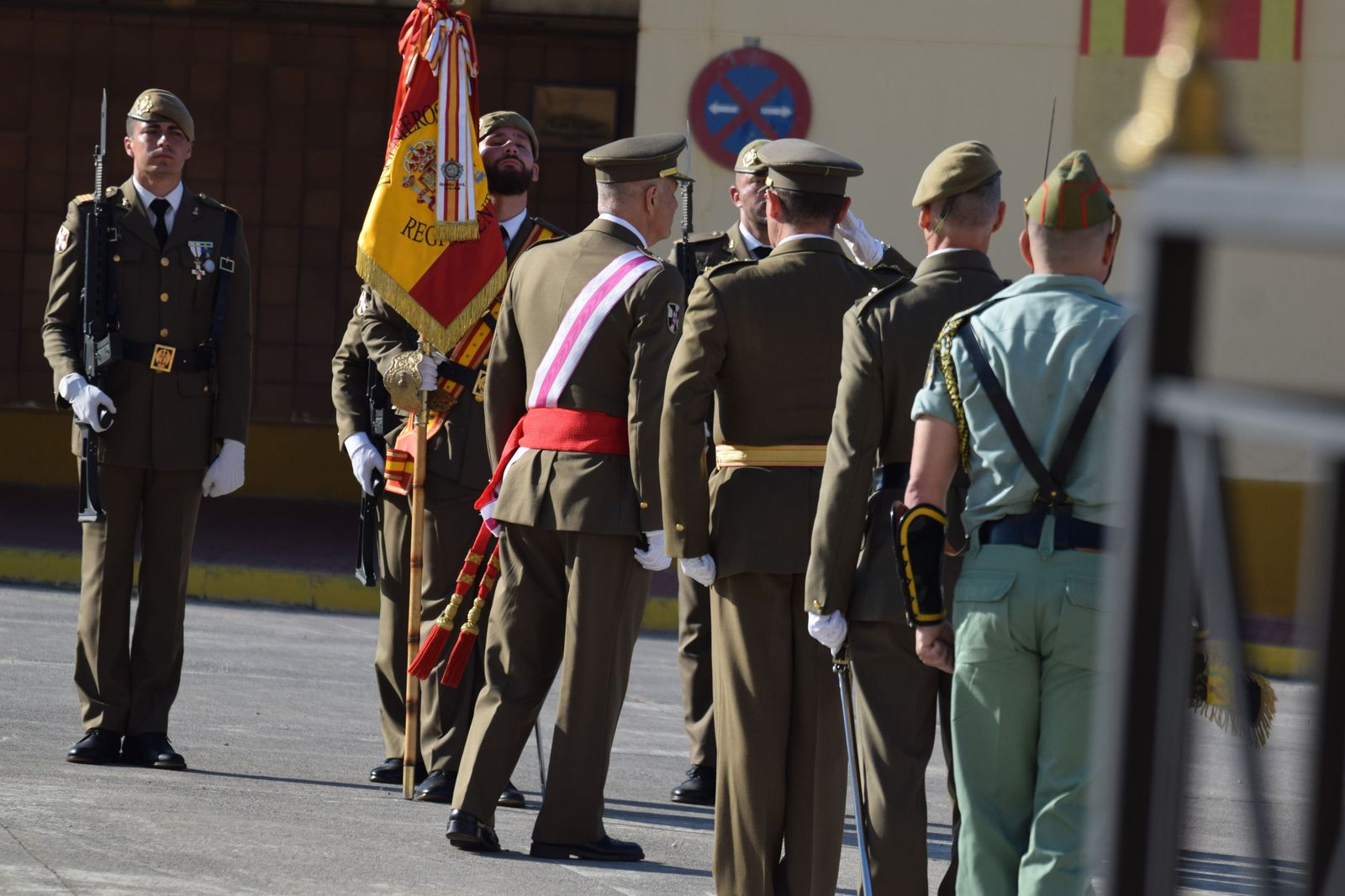 El Regimiento de Ingenieros 7 honra a San Fernando en una solemne parada militar en El Jaral