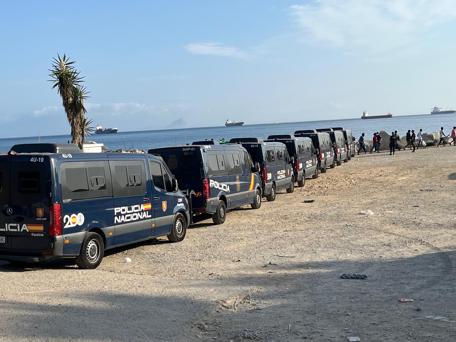 Actuación policial en la playa El Trampolín