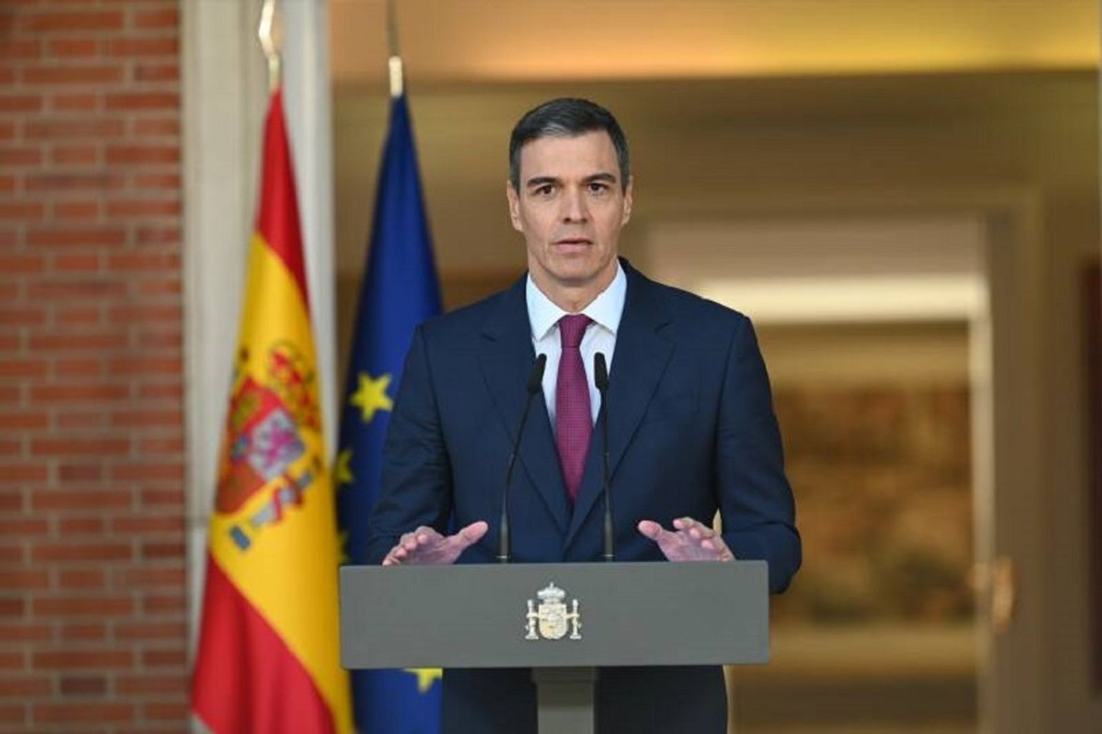 FOTO E.P.