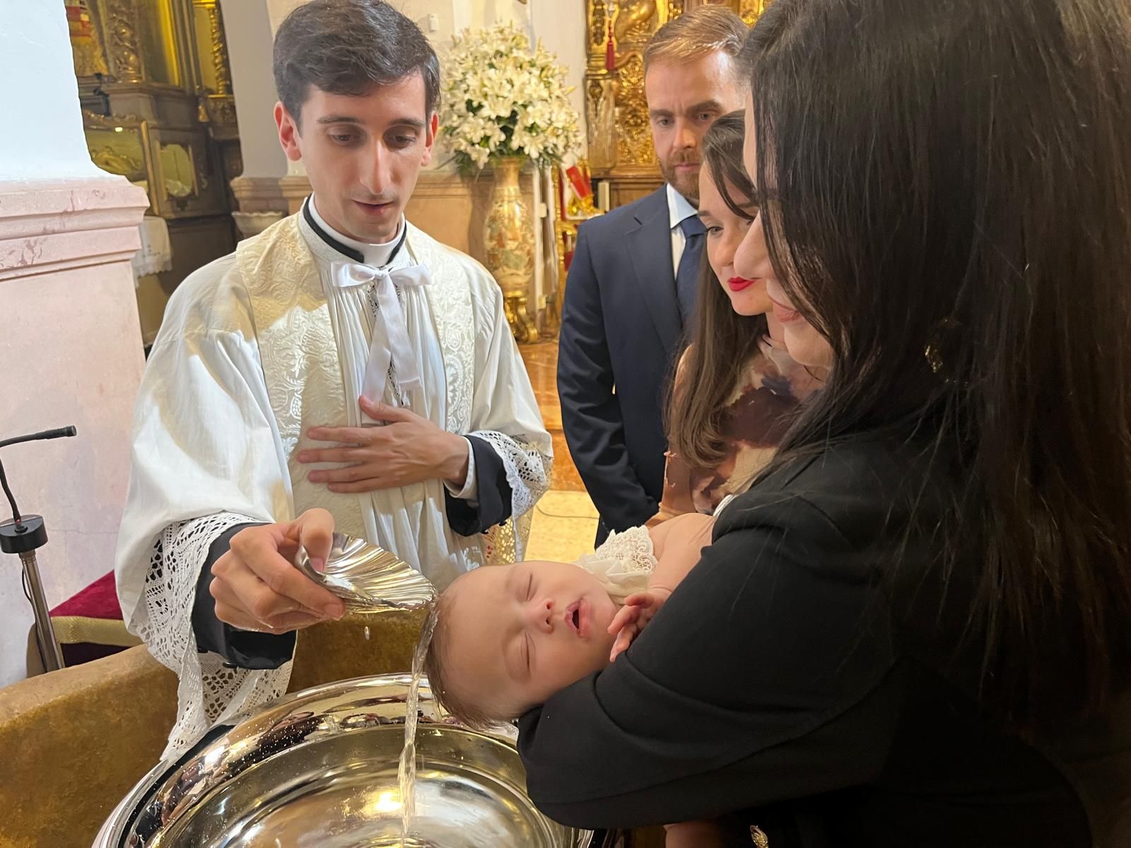 Bautismo de Nico, Mateo y Leo en el Santuario